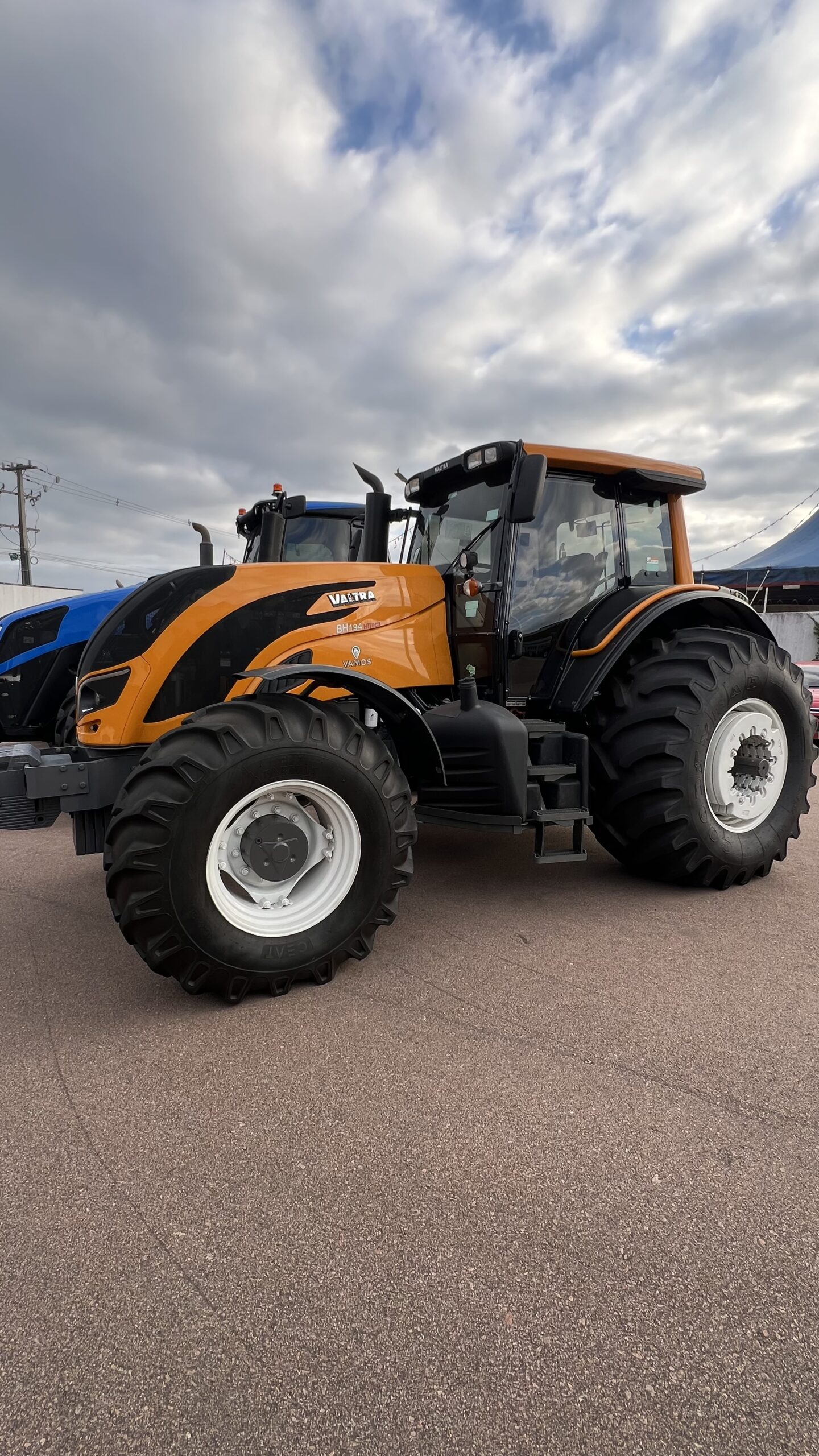 Valtra BH 194H high tech