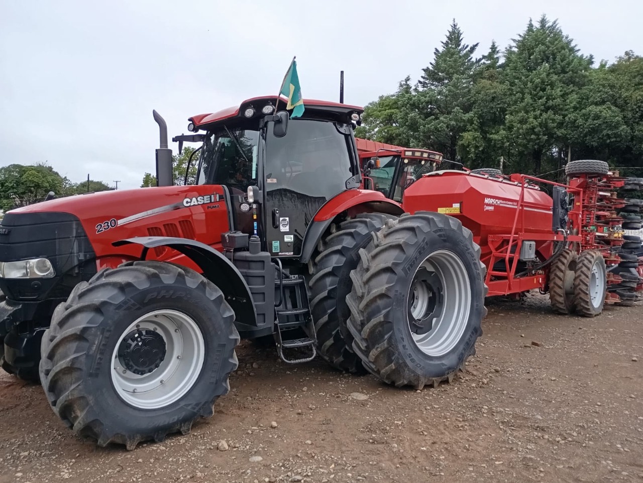 Puma 230 e Plantadeira Horsch Modelo Maestro Kompass 14.45