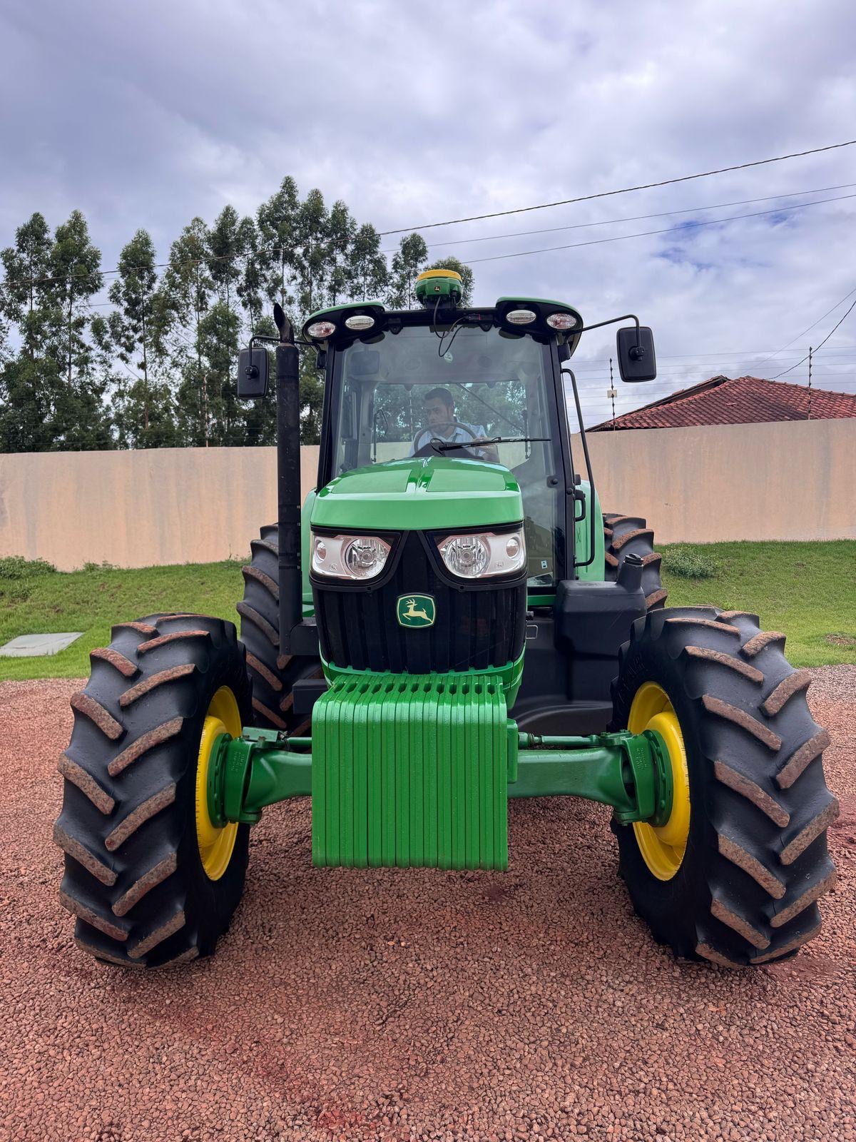 John Deere 6150M