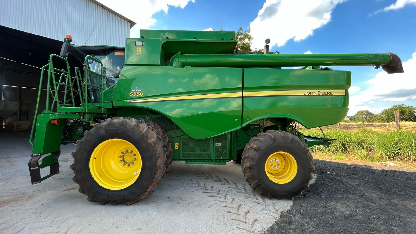 John Deere S550 ano 2022