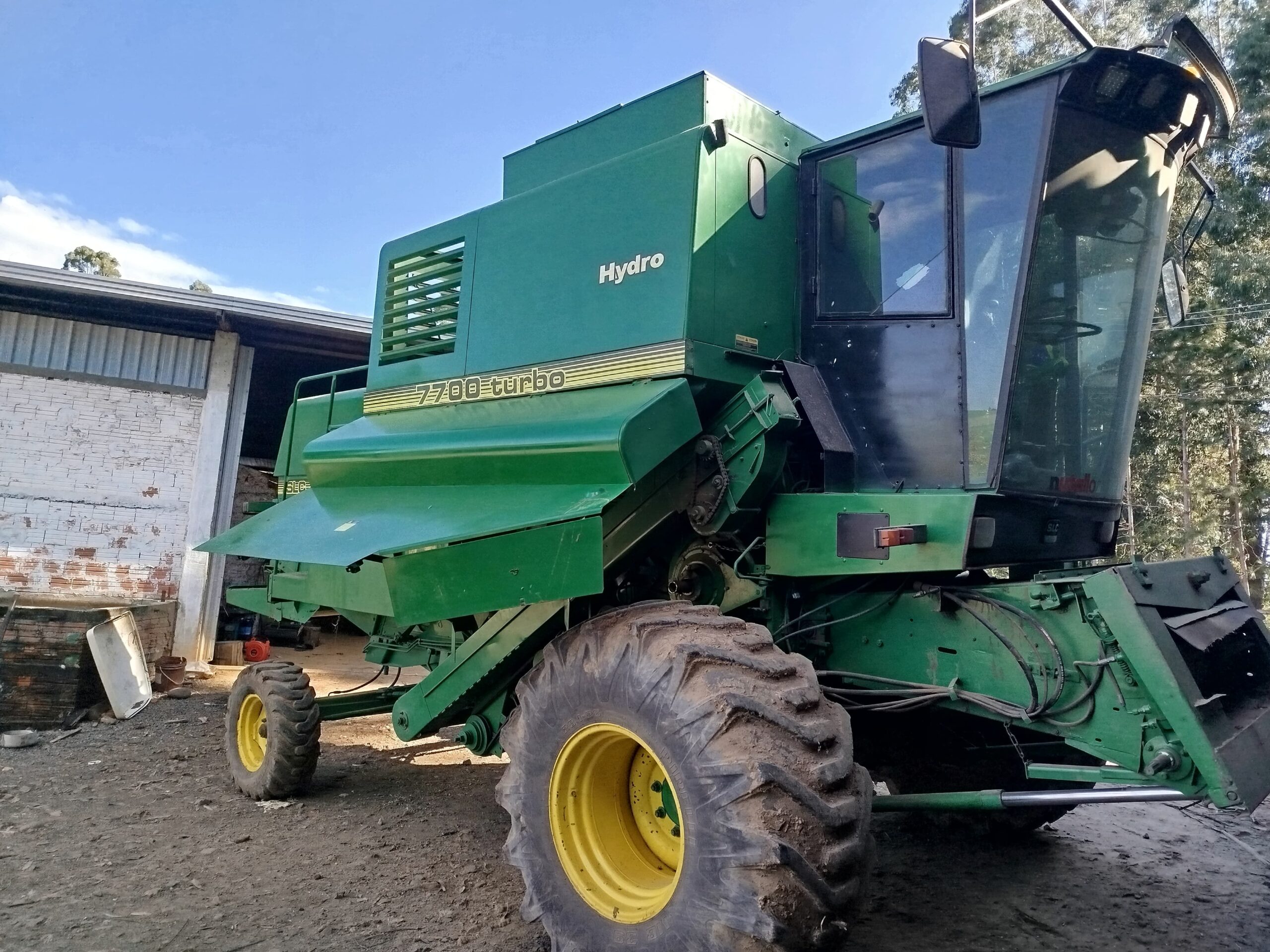 Colheitadeira John Deere 7700