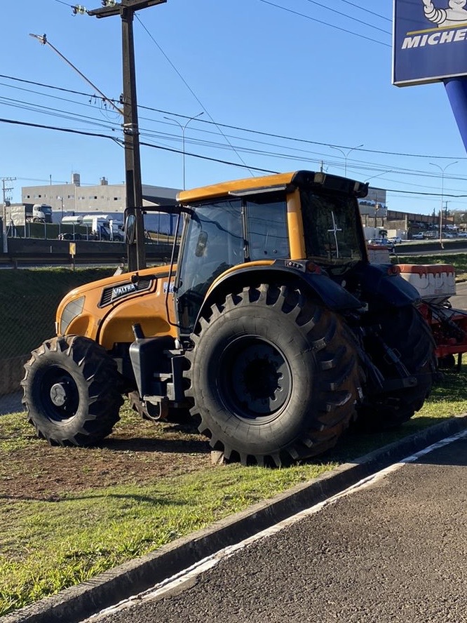 Valtra BH210i Hiflow ano 2017