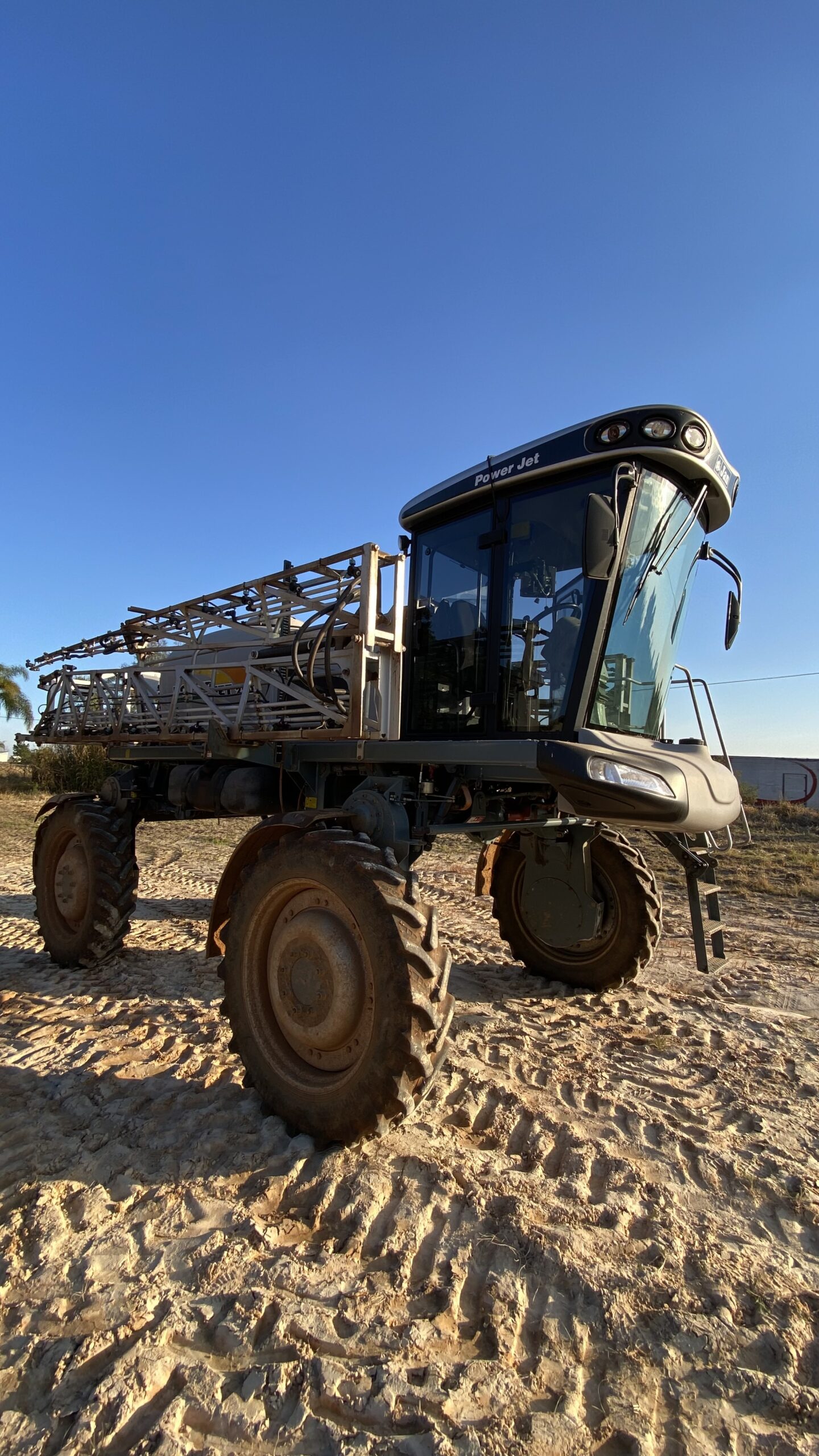 Pulverizador Jan Power Jet 2500 4x4