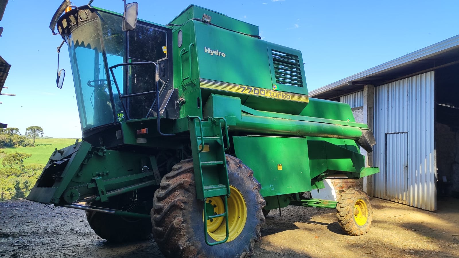 Colheitadeira John Deere 7700